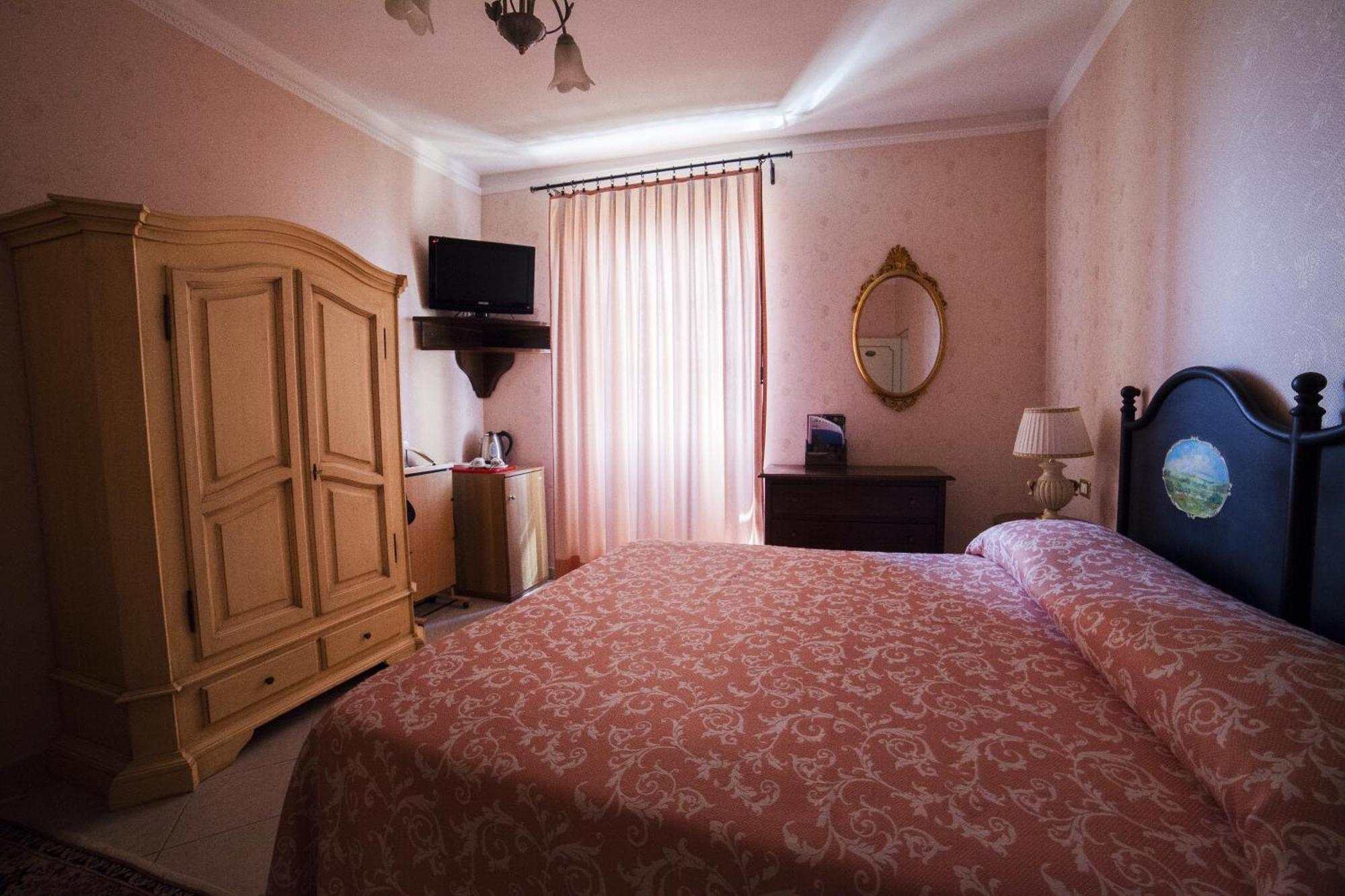 La Luma Hotel Montecosaro  Zimmer foto